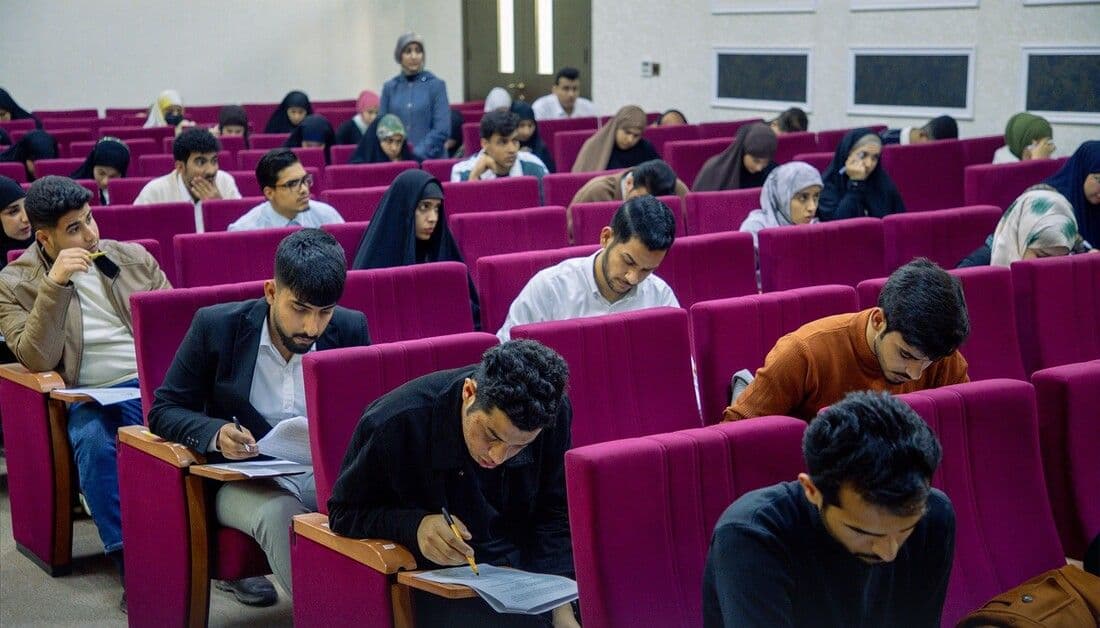 جامعة وارث الانبياء(ع) التابعة للعتبة الحسينية تجري الإمتحان التقويمي الشامل لكليات التمريض العراقية